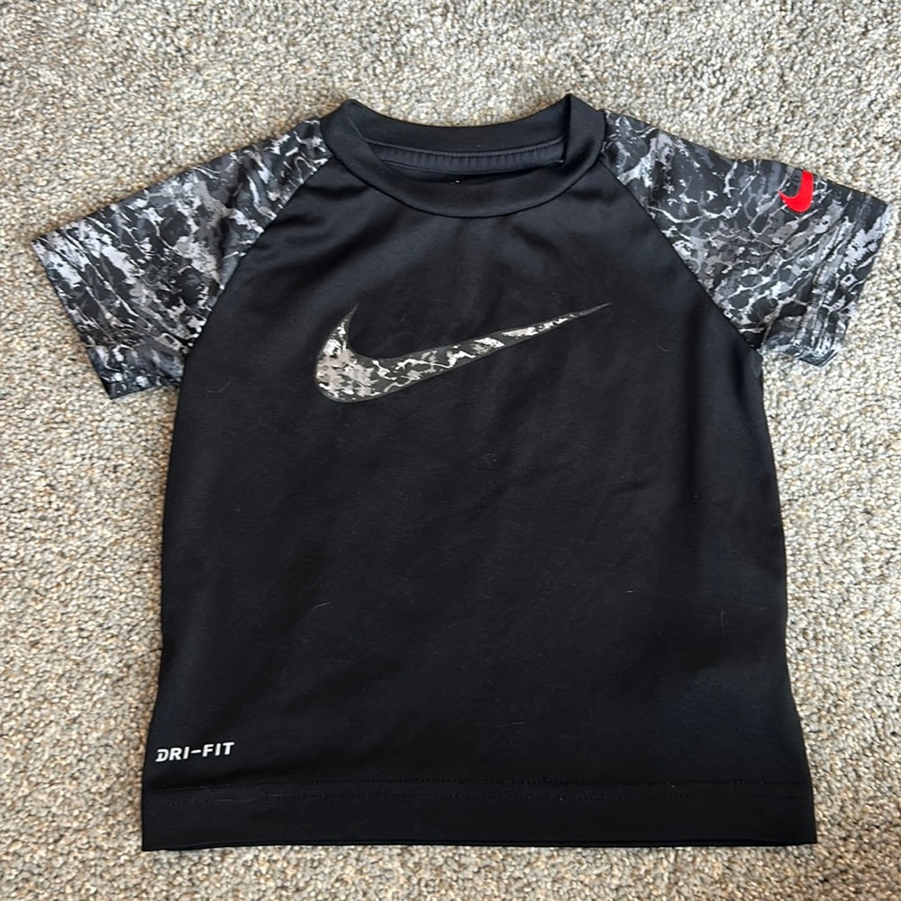 Boys Nike dri-fit shirt